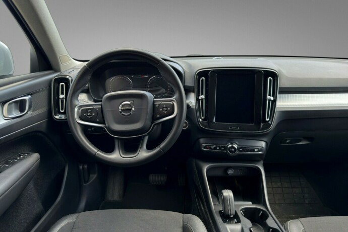 volvo-xc-40-bensin-2020-big-12