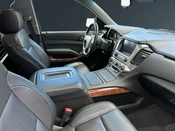 chevrolet-tahoe-bensin-2017-big-11