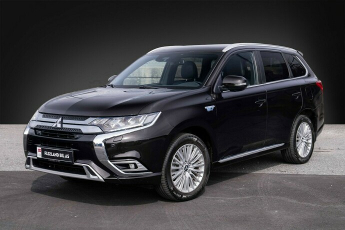 mitsubishi-outlander-elektrisitetbensin-2019-big-1