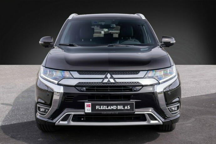 mitsubishi-outlander-elektrisitetbensin-2019-big-6