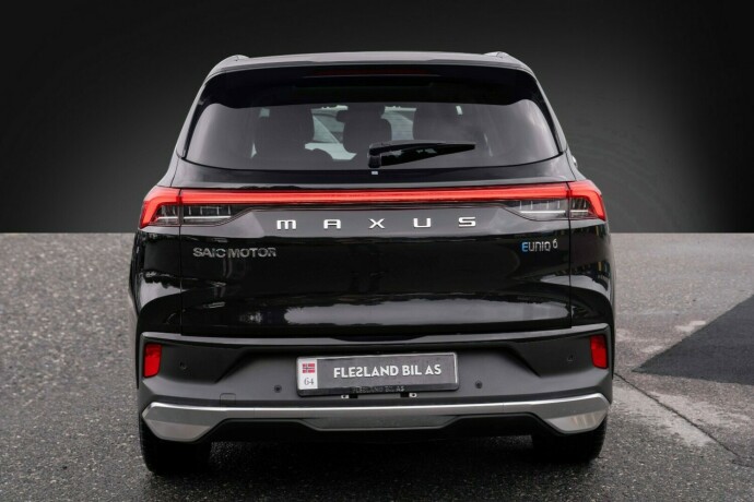 maxus-euniq-6-elektrisitet-2022-big-8