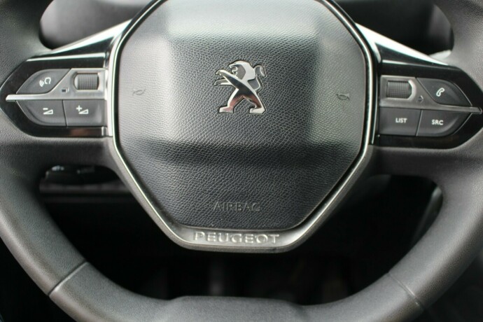 peugeot-partner-diesel-2019-big-11