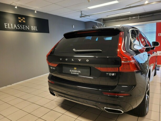 volvo-xc-60-elektrisitetbensin-2019-big-6