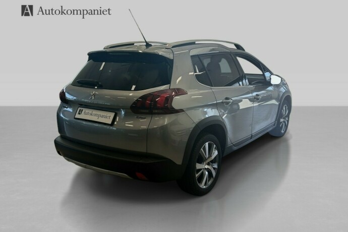 peugeot-2008-bensin-2017-big-5