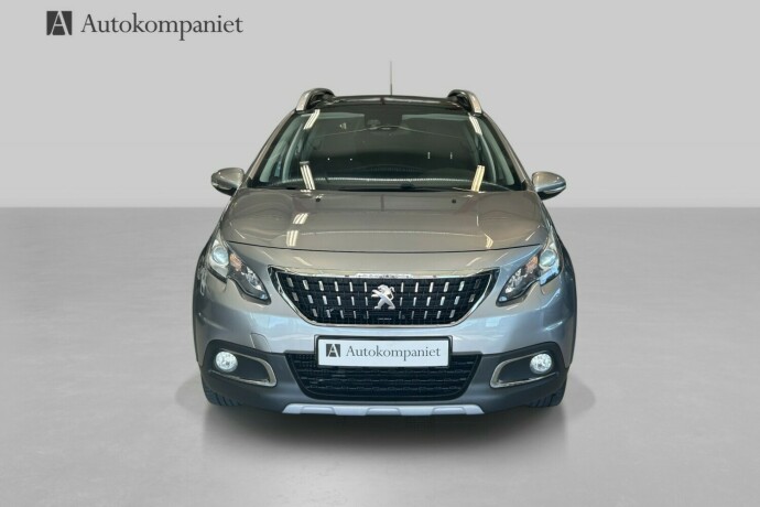 peugeot-2008-bensin-2017-big-1
