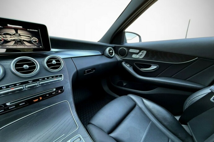 mercedes-benz-c-klasse-elektrisitetbensin-2018-big-23