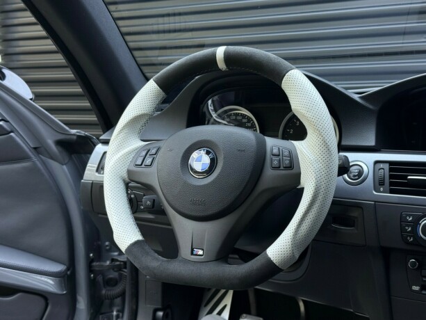 bmw-m3-bensin-2008-big-20