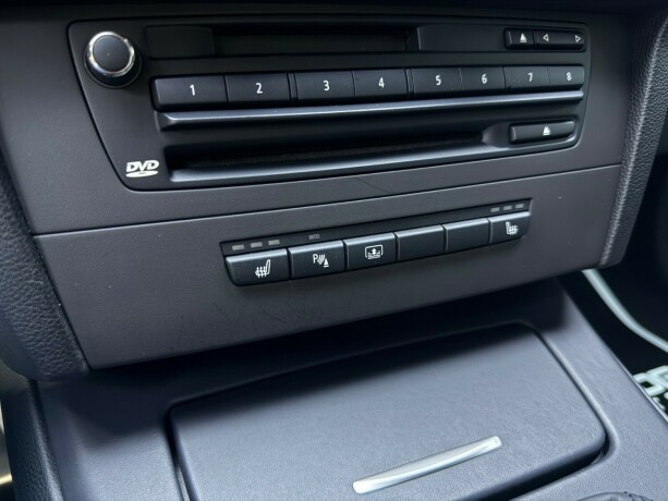 bmw-m3-bensin-2008-big-30