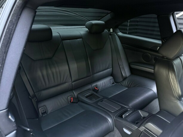 bmw-m3-bensin-2008-big-39