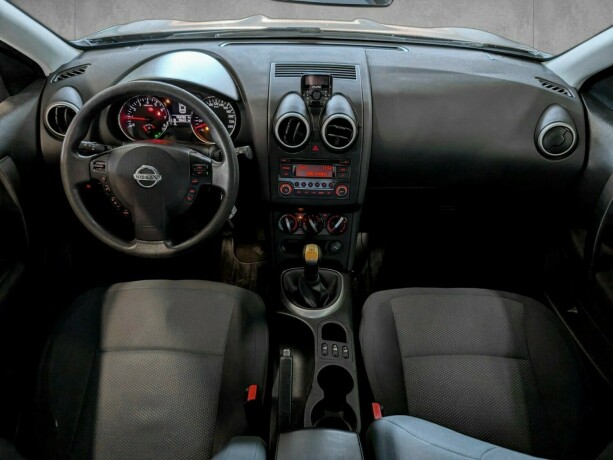 nissan-qashqai-bensin-2013-big-12