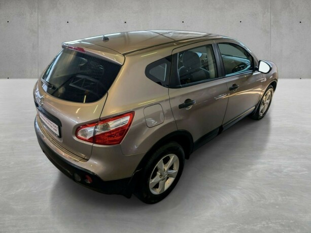 nissan-qashqai-bensin-2013-big-7
