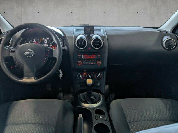 nissan-qashqai-bensin-2013-big-13