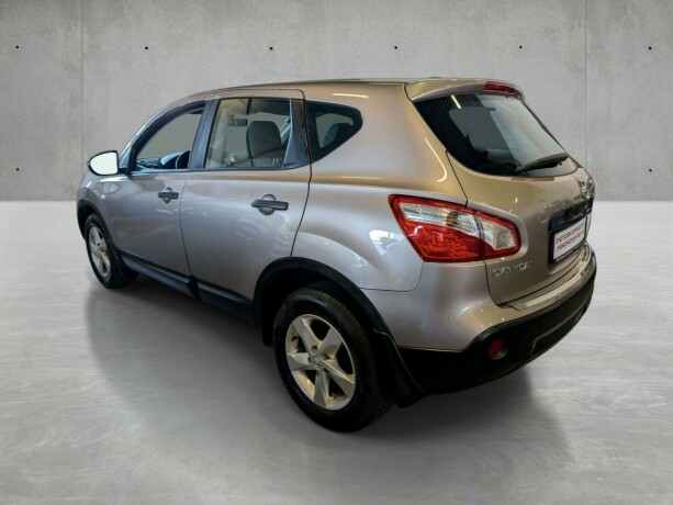 nissan-qashqai-bensin-2013-big-2