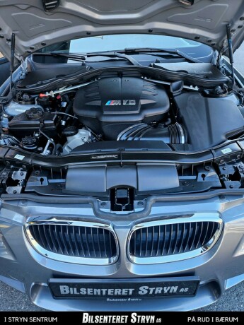 bmw-m3-bensin-2012-big-19