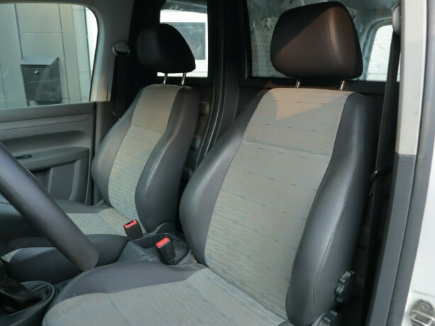 volkswagen-caddy-diesel-2013-big-8