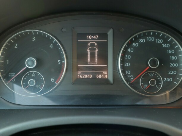 volkswagen-caddy-diesel-2013-big-18