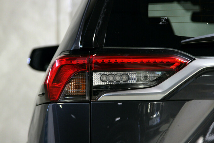 toyota-rav4-elektrisitetbensin-2021-big-24