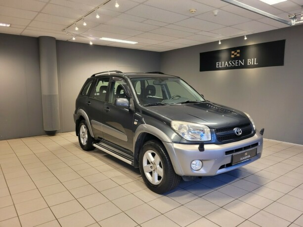 toyota-rav4-bensin-2005-big-9
