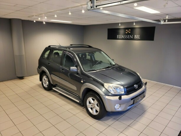 toyota-rav4-bensin-2005-big-1