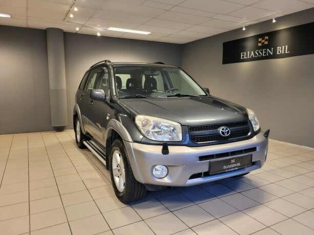 toyota-rav4-bensin-2005-big-8