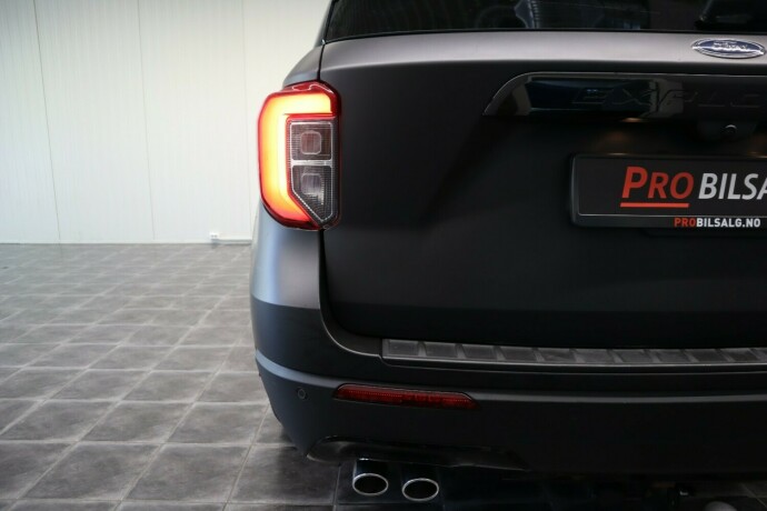 ford-explorer-elektrisitetbensin-2021-big-8