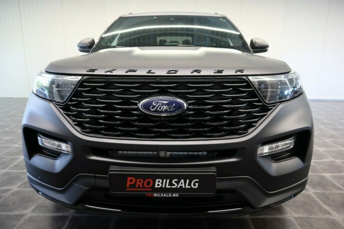 ford-explorer-elektrisitetbensin-2021-big-12