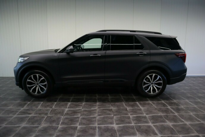 ford-explorer-elektrisitetbensin-2021-big-2