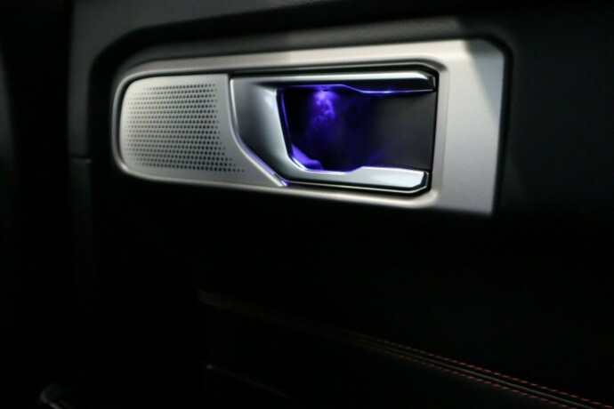 ford-explorer-elektrisitetbensin-2021-big-24