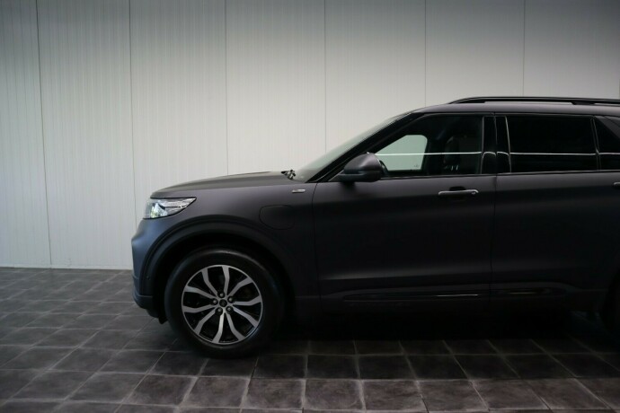 ford-explorer-elektrisitetbensin-2021-big-4