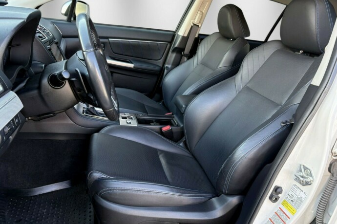subaru-levorg-bensin-2016-big-27