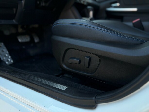 subaru-levorg-bensin-2016-big-18
