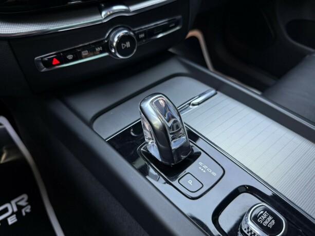 volvo-xc-60-elektrisitetbensin-2017-big-27