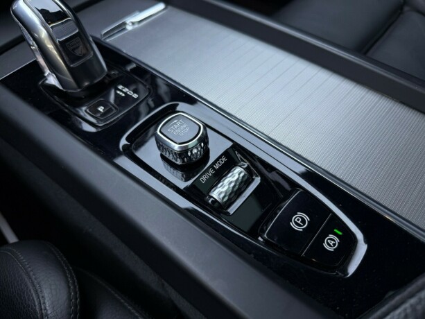 volvo-xc-60-elektrisitetbensin-2017-big-28