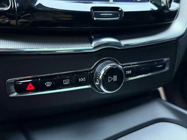 volvo-xc-60-elektrisitetbensin-2017-big-26