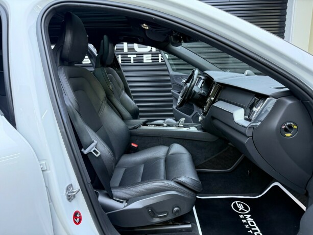 volvo-xc-60-elektrisitetbensin-2017-big-31