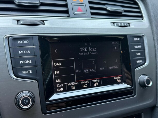 volkswagen-golf-diesel-2015-big-18