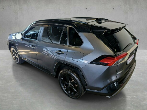 toyota-rav4-elektrisitetbensin-2019-big-6