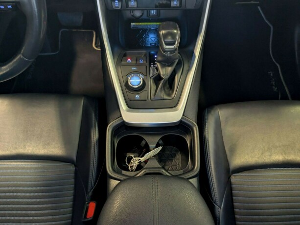 toyota-rav4-elektrisitetbensin-2019-big-19