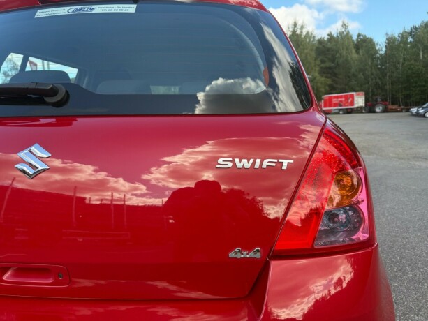 suzuki-swift-bensin-2008-big-3