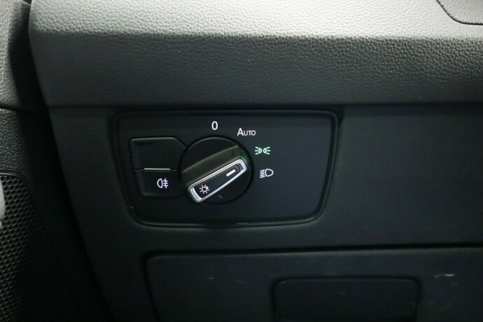 volkswagen-passat-elektrisitetbensin-2017-big-27