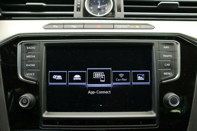 volkswagen-passat-elektrisitetbensin-2017-big-32