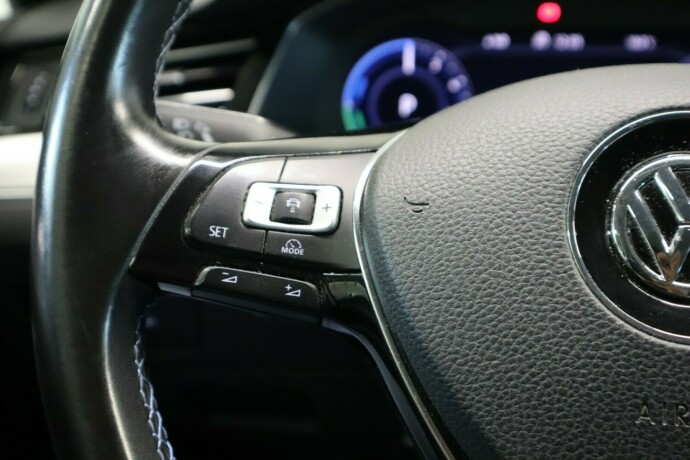 volkswagen-passat-elektrisitetbensin-2017-big-20