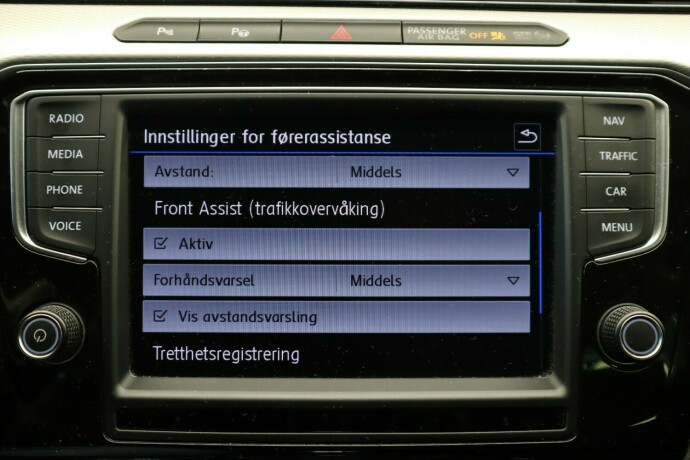 volkswagen-passat-elektrisitetbensin-2017-big-35