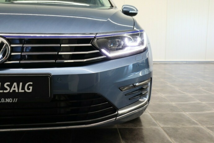 volkswagen-passat-elektrisitetbensin-2017-big-12