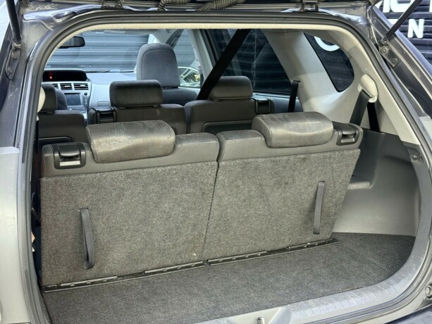 toyota-prius-seven-elektrisitetbensin-2015-big-33