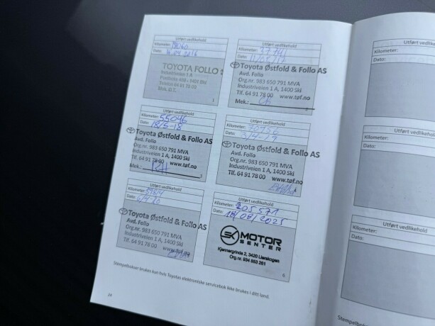 toyota-prius-seven-elektrisitetbensin-2015-big-37