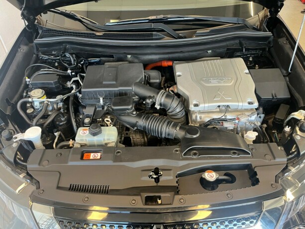 mitsubishi-outlander-elektrisitetbensin-2019-big-33