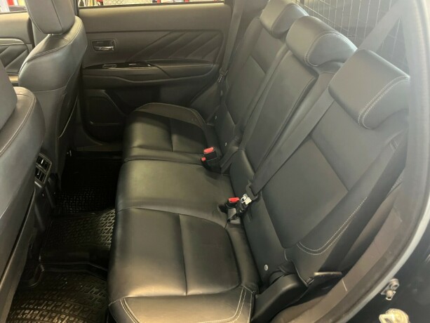 mitsubishi-outlander-elektrisitetbensin-2019-big-31