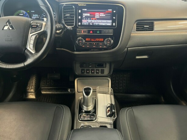 mitsubishi-outlander-elektrisitetbensin-2019-big-20