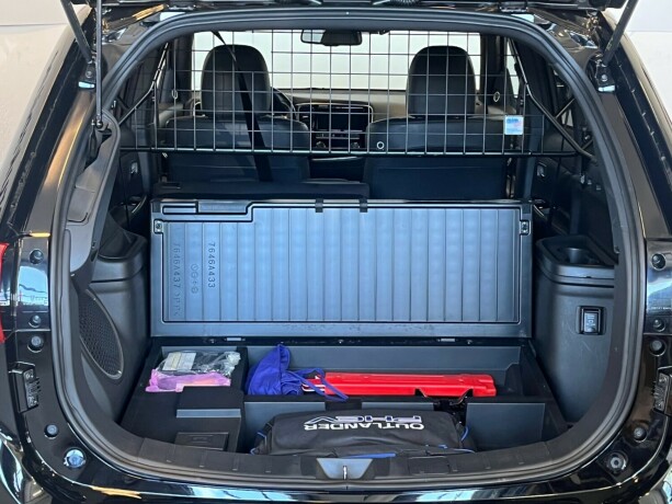 mitsubishi-outlander-elektrisitetbensin-2019-big-9